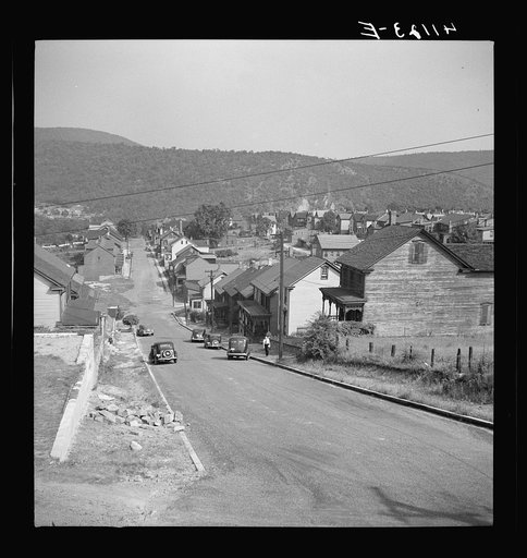 Untitled photo, possibly related to: Houses in Upper Mauch Chunk, Pennsylvania