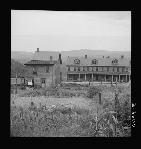 Untitled photo, possibly related to: Houses in Upper Mauch Chunk, Pennsylvania