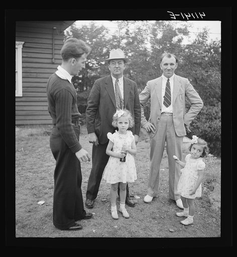 Members of the Strohl family at a family reunion at Flagstaff Park near Mauch Chunk, Pennsylvania
