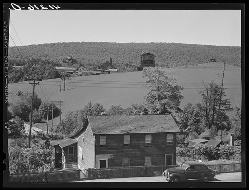 House and coal bank in Seek, Pennsylvania