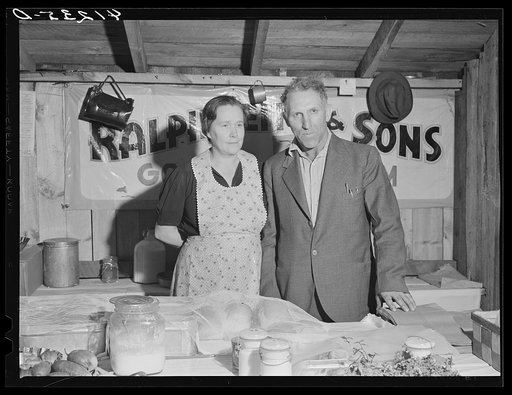 Mr. and Mrs. Ralph Reitz at Tri-County Farmers Co-op Market. Du Bois, Pennsylvania