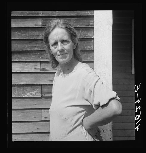 Mrs. Mary Smith, Polish tobacco farmer married to a Yankee. She runs the farm, husband has a job in town. Near Thompsonville, Connecticut