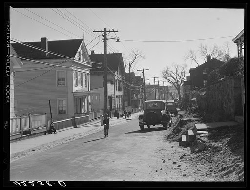 Children playing on High Street. Norwich, Connecticut