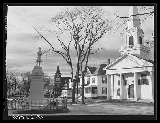 A square in Mystic, Connecticut, late afternoon