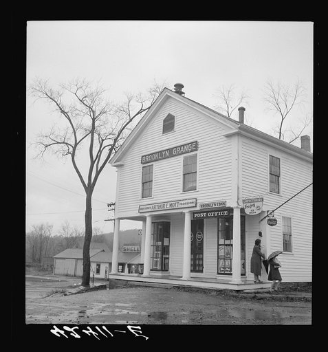 Post office and general store in Brooklyn, Connecticut, on a rainy day