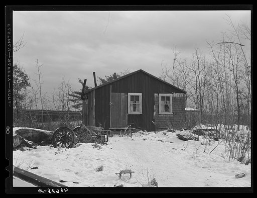 Mrs. Arthur Brown's shack. Bath, Maine. See caption #42624-D