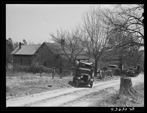 Negro family moving out of the Camp Croft area. Near Whitestone, South Carolina