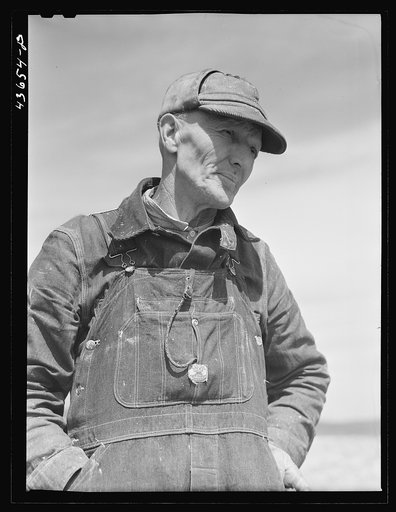 This farmer owned one acre of land and a small improvised trailer in which he and his wife lived. The only place they could find to move to was a small farm they rented which had only a barn on it. Near Pacolet South Carolina region