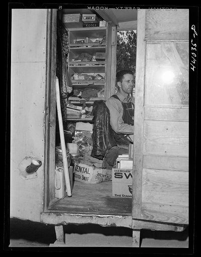 Driver of rolling store in Heard County, Georgia