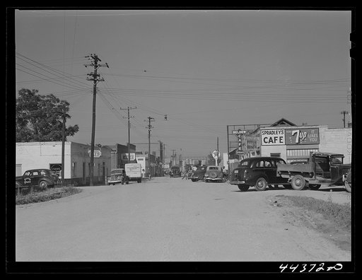 View down the main street of Childersburg, Alabama