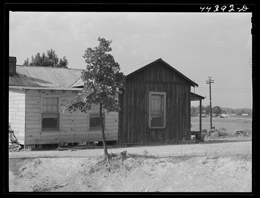 Many houses in Childersburg have had additional wings built on in order to take in boarders. Childersburg, Alabama