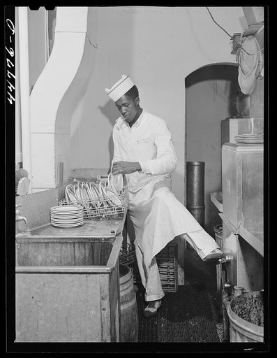 Negro dishwasher. Investment Pharmacy, Washington, D.C.