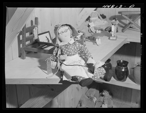 Handmade doll in the Virginia crafts co-op on U. S. Highway No. 1, twenty miles north of Fredericksburg, Virginia