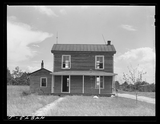 Untitled photo, possibly related to: House that has been evacuated to make room for the Army maneuver grounds. Caroline County, Virginia