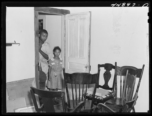 Children of a family that must move out of the area taken over by the Army in Caroline County, Virginia