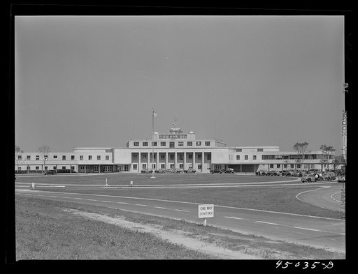 Untitled photo, possibly related to: View of the front of the airport building. Municipal airport, Washington, D.C.