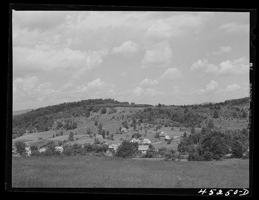 Untitled photo, possibly related to: The town of South Londonderry, Vermont