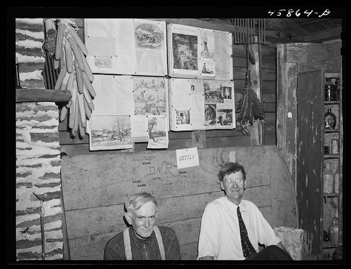Tunbridge natives in the antique building at the World's Fair