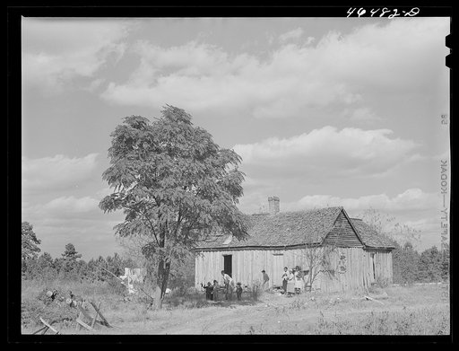 House on the road near Woodville, Greene County, Georgia