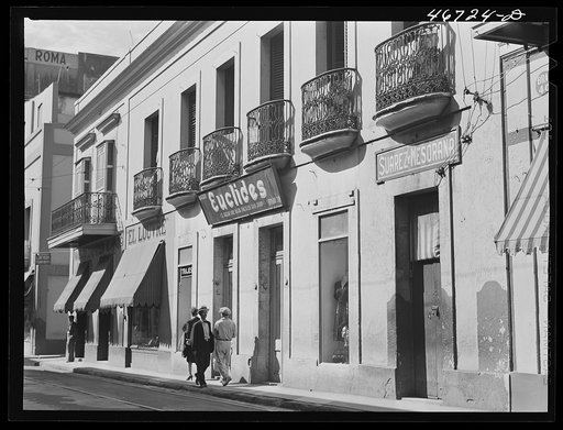 San Juan, Puerto Rico. A street in the shopping district