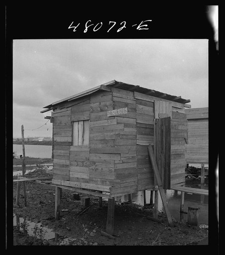 San Juan, Puerto Rico. House for sale in the slum known as "El Fangitto"