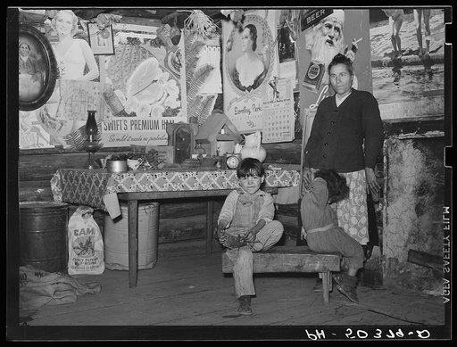 Home of Indians (mixed breed) who have not yet been resettled on Pembroke Farms. Maxton, North Carolina