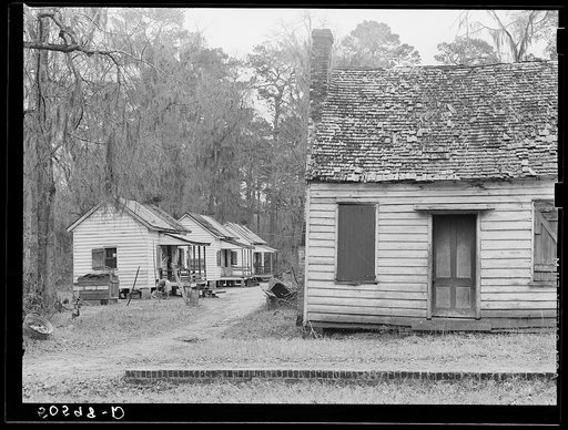 Servant quarters, Summerville, South Carolina, in rear of home