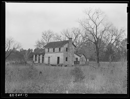 Old home near Summerville, South Carolina