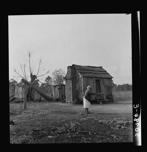 Untitled photo, possibly related to: Negro's home near Beaufort, South Carolina