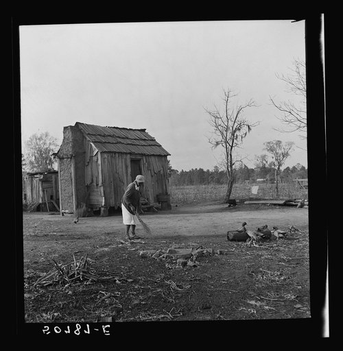 Untitled photo, possibly related to: Negro's home near Beaufort, South Carolina
