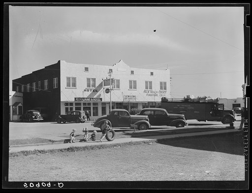 Street in Belle Glade, Florida