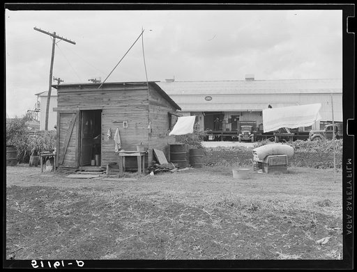 Migratory packinghouse workers living quarters. Belle Glade, Florida