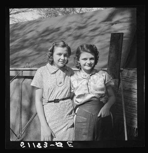 Migrant labor. Young packinghouse workers. Canal Point, Florida