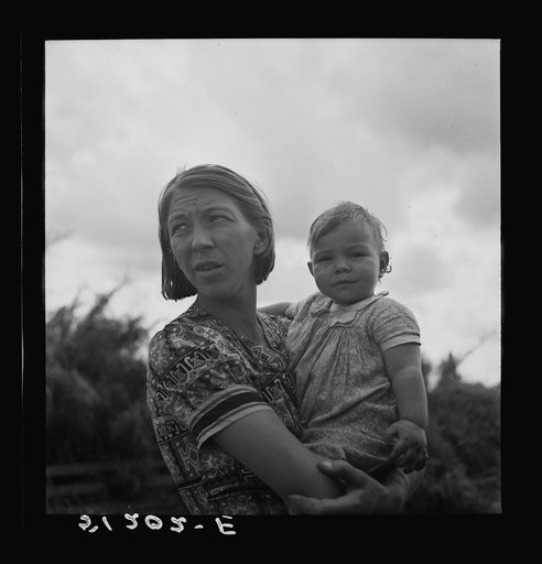 Migrant packinghouse worker's family near Belle Glade, Florida