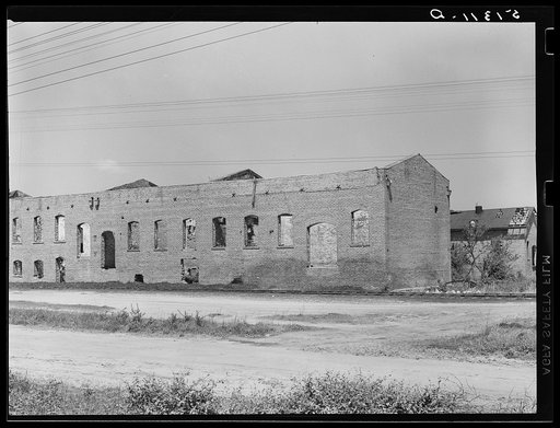 Old cotton warehouse with roof taken off to avoid taxes. Rutledge, Georgia