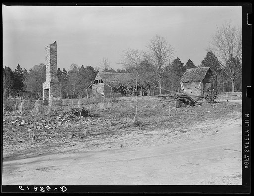 A common sight in Coffee County, Alabama. Rundown, burned and deserted farms