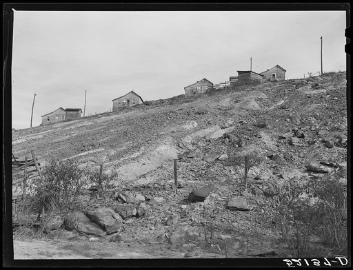 The homes of copper miners. Copperhill, Tennessee