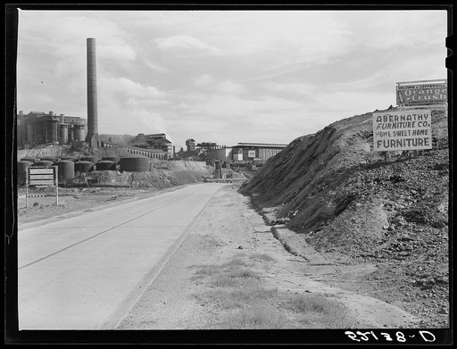 Untitled photo, possibly related to: Copper mining and sulfuric acid plant. Copperhill, Tennessee