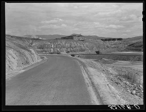 Untitled photo, possibly related to: Copperhill, Tennesse. Copper mining and sulfuric acid plant