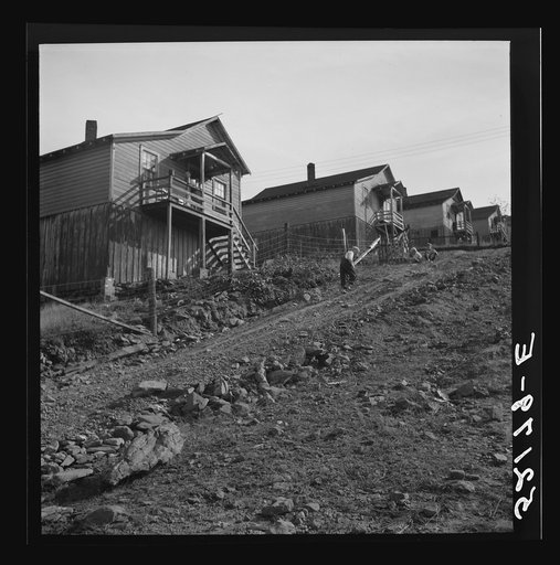 Untitled photo, possibly related to: Copper miners' homes. Copperhill, Tennessee