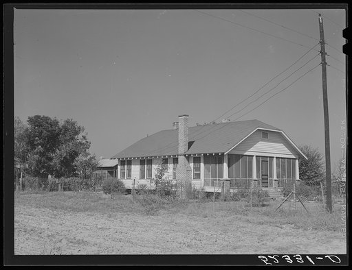 Home of manager of Marcella Plantation. Mississippi Delta, Mississippi
