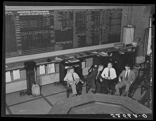Untitled photo, possibly related to: Interior of Memphis cotton exchange, Tennessee