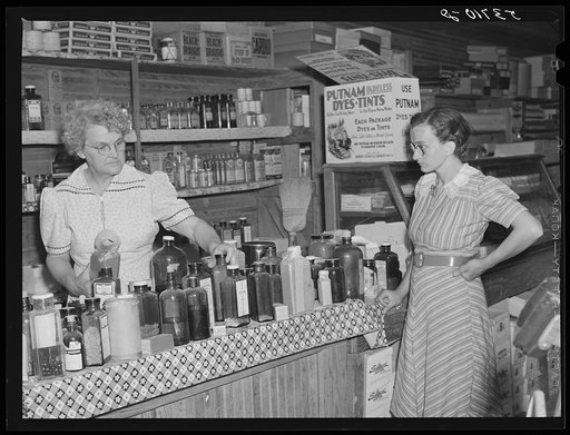Selling drugs and medicines in doctor's office in rear of country store. Faulkner County, Arkansas