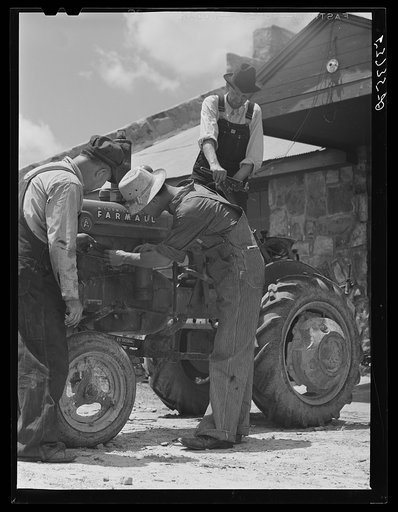 Untitled photo, possibly related to: Community service center. Faulkner County, Centerville, Arkansas