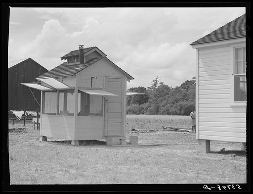 Untitled photo, possibly related to: La Delta Plantation. Thomastown, Louisiana