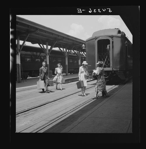 Passengers leaving station in northwestern Florida