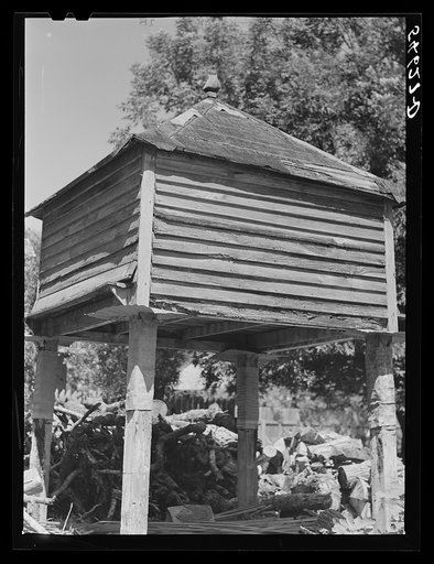 Melrose, Natchitoches, Parish, Louisiana. Pigeonnier on old John Henry cotton plantation. Built about 1824 (see general caption)
