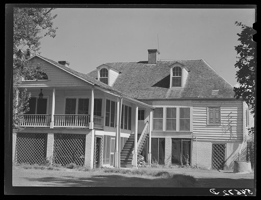 Melrose, Natchitoches Parish, Louisiana. Main house on the John Henry cotton plantation which was built by mulatto Augustin Metoyier, for his son Louis, and sold to J.H. Henry (see general caption)