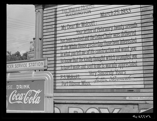 Untitled photo, possibly related to: Port Gibson, Mississippi. Facsimile of a letter written by President Roosevelt to a resident painted on the side of a building