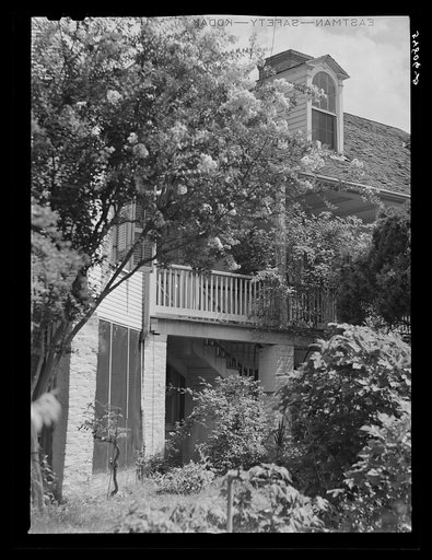 Melrose, Natchitoches Parish, Louisiana. Main house on the John Henry cotton plantation, which was built by the mulatto Augustin Metoyier, for his son Louis, and sold to J.H. Henry in 1833. It was originally the Yucca Plantation (from Spanish). See general caption